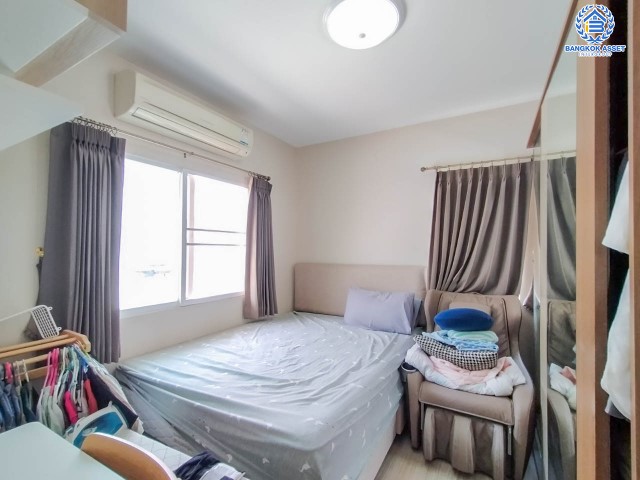 *****บ้านเดี่ยวมือสองย่านนนทบุรีฯ ม.เพอร์เฟคเพลส รัตนาธิเบศร์ หลังมุมจากแบนด์ Property Perfect เนื้อที่กว้างขวางมากถึง 64.10 ตร.ว.  ฟังก์ชัน 3 ห้องนอน 3 ห้องน้ำ ที่จอดรถ 2 คัน ฟรี! เครื่องปรับอากาศ 3 เครื่องพร้อมเข้าอยู่! บนทำเลใกล้รถไฟฟ้าสายสีม่วง "สถานีไทรม้า" และจุดขึ้นทางด่วน "งามวงศ์วาน"